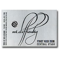 2006 Mt Difficulty Pinot Noir Central  Otago 750ML